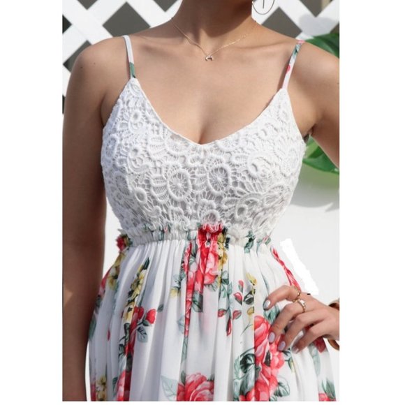 Floral Crochet Lace Open Back Boho Maxi Dress - Picture 4 of 6
